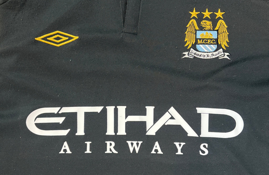 Manchester City 2009/10 Away Umbro Football Shirt Medium