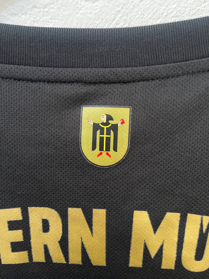 Bayern Munich 2021/22 Away Medium