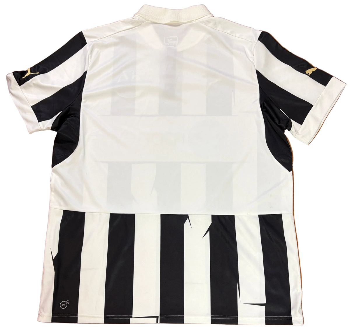 Newcastle United 2012/13 Home Puma Football Shirt Extra Large