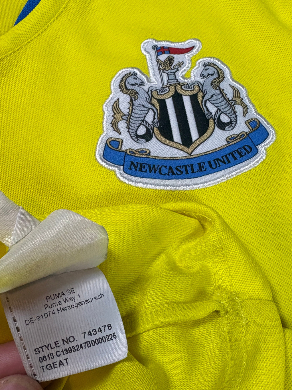 Newcastle United 2013/14 Third Puma Football Shirt Large