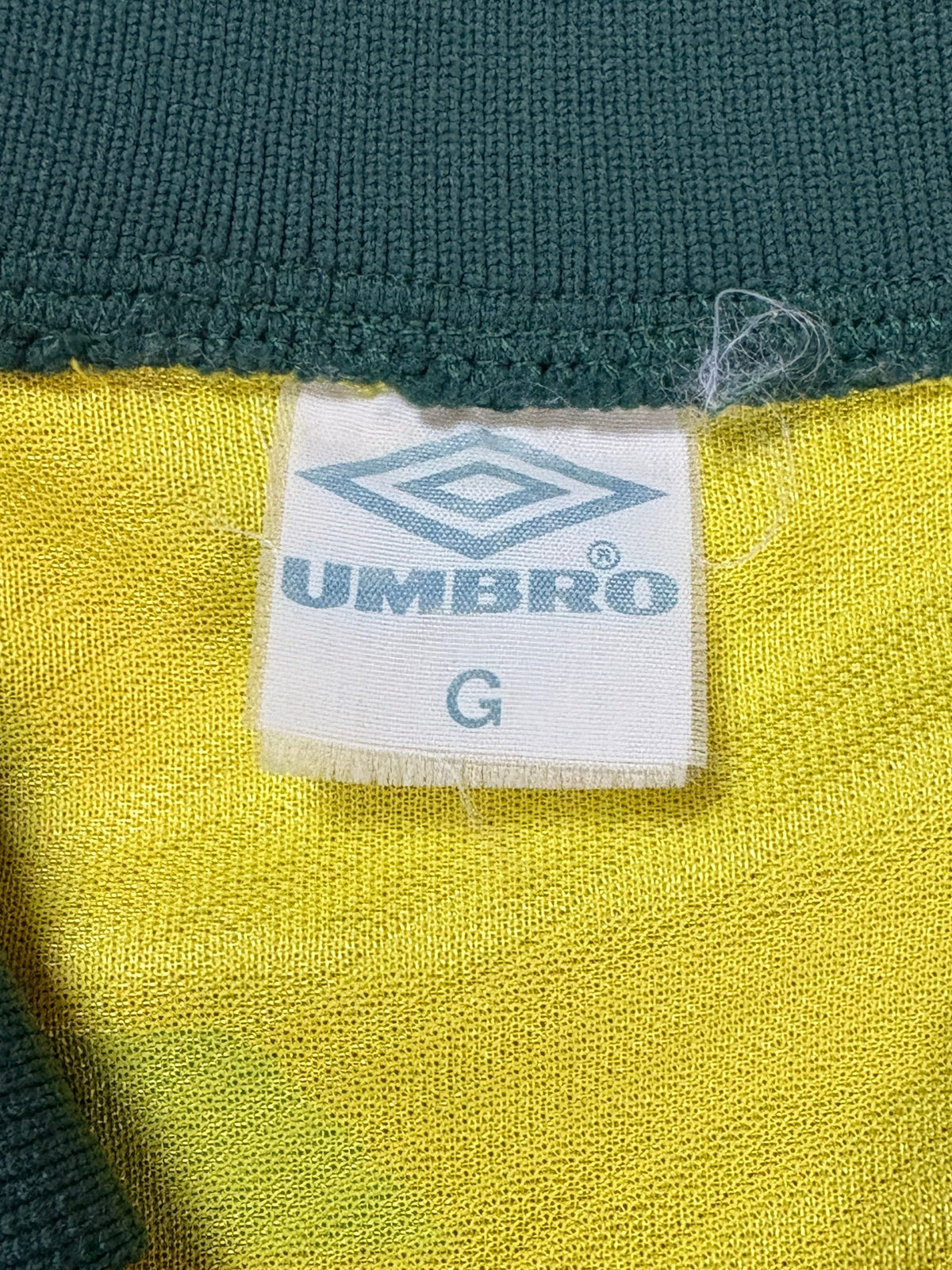Brazil 1994 Home Umbro Football Shirt Large Romario 11
