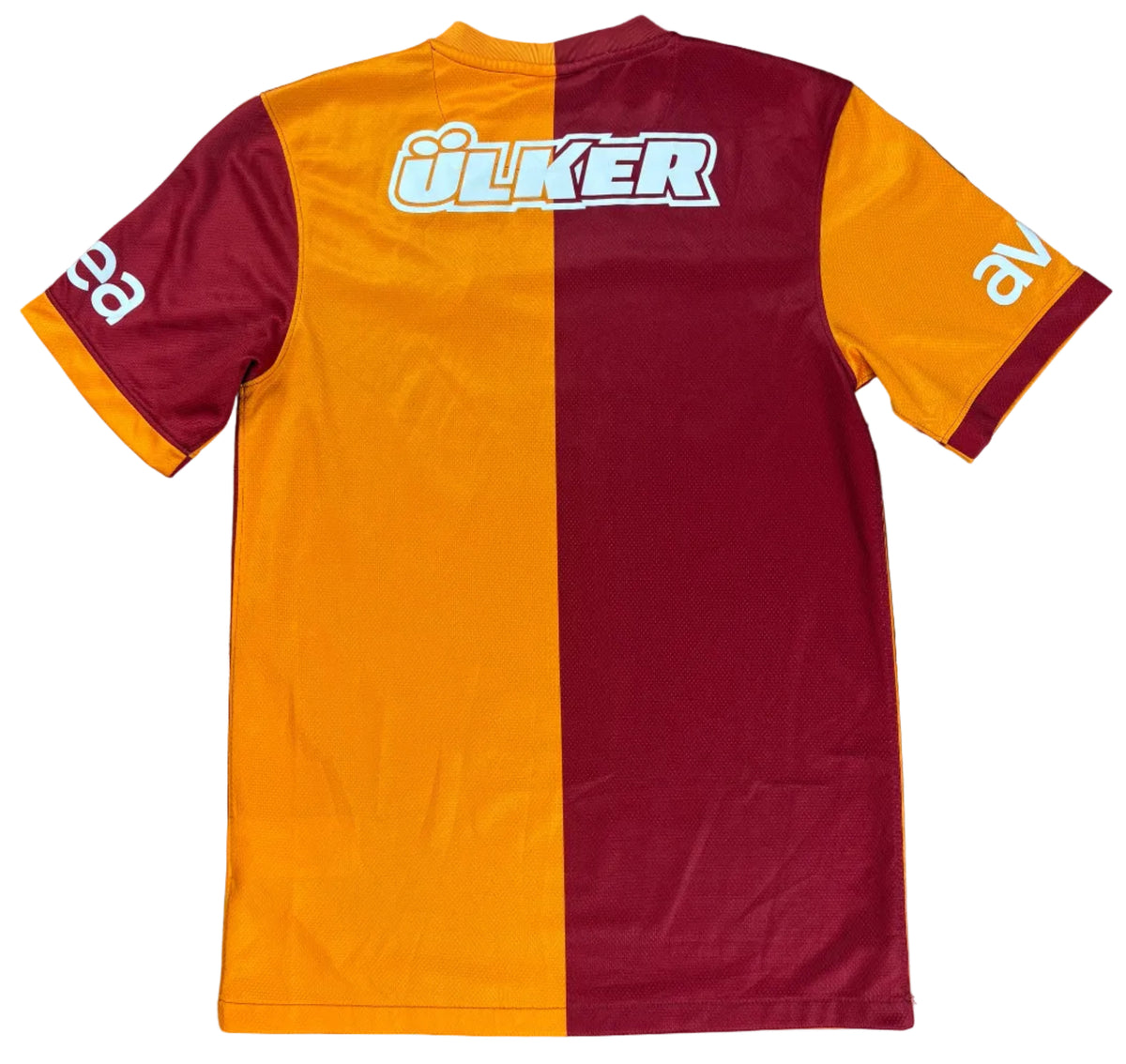 Galatasary 2013/14 Home Nike Football Shirt Small