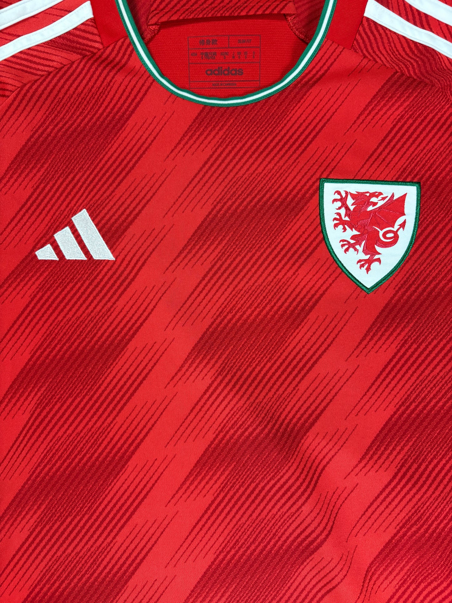 Wales 2022 Home Adidas Football Shirt Small