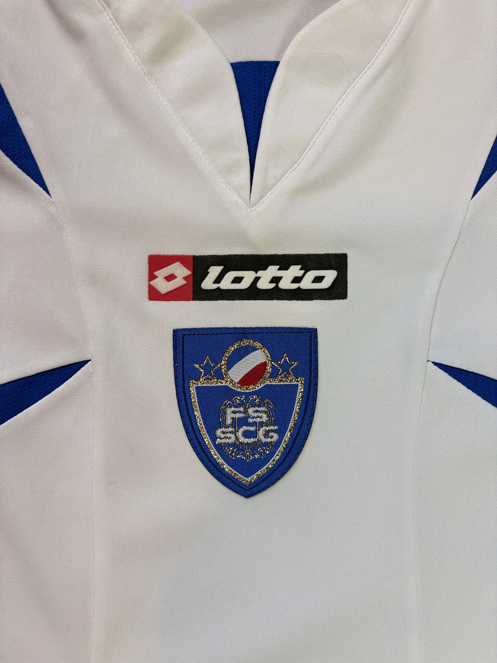 Serbia and Montenegro 2006 Away Lotto Football Shirt Medium