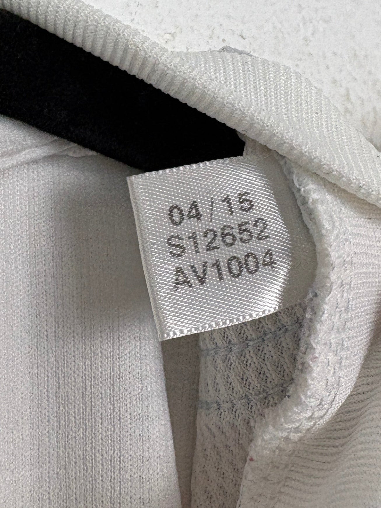 Real Madrid 2015/16 Home Adidas Football Shirt L Sergio Ramos 4