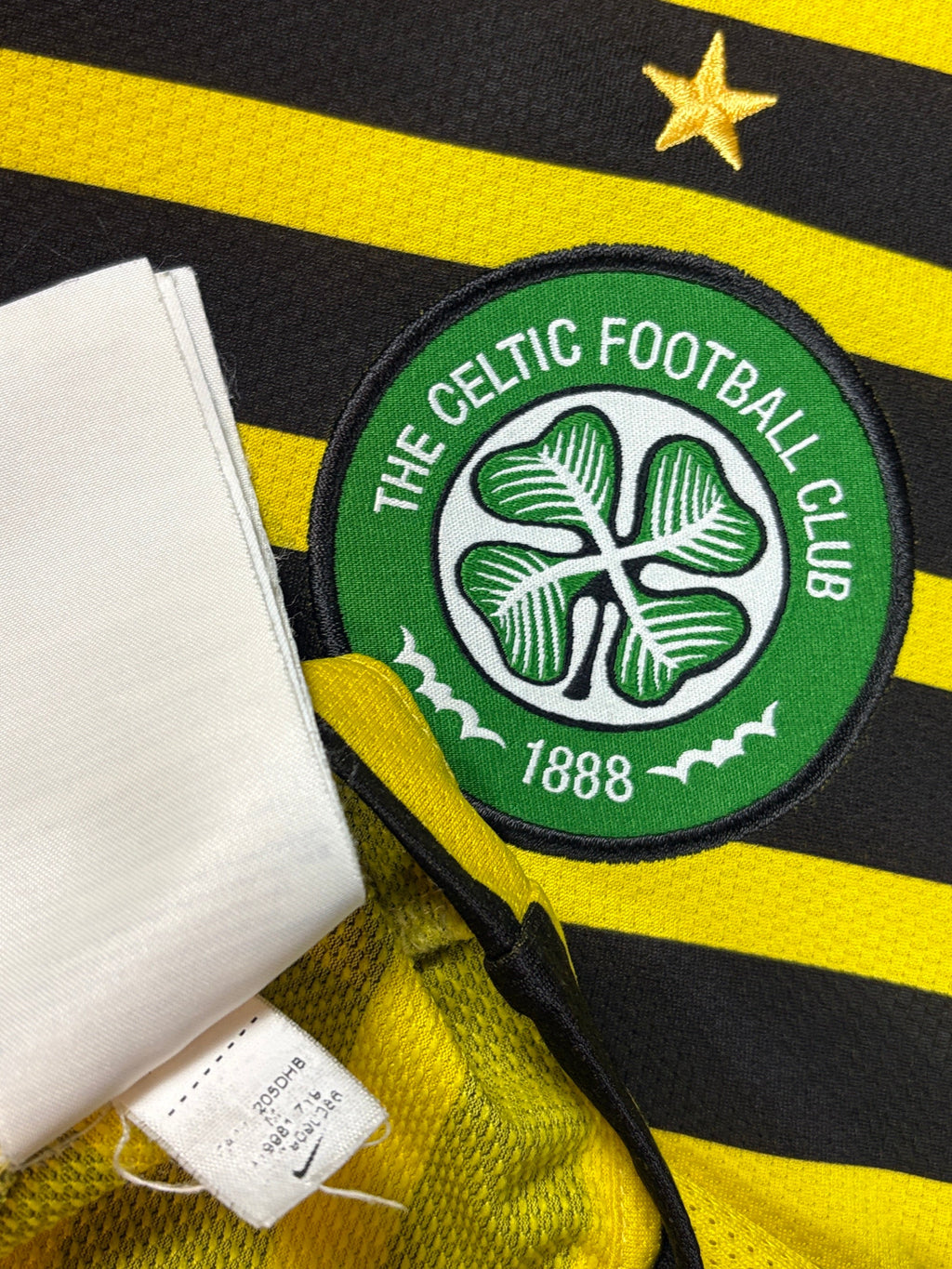 Celtic 2011/12 Away Nike Football Shirt Medium Ljungberg 7