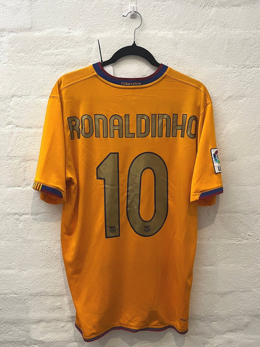 Barcelona 2006/07 Away Large Ronaldinho 19