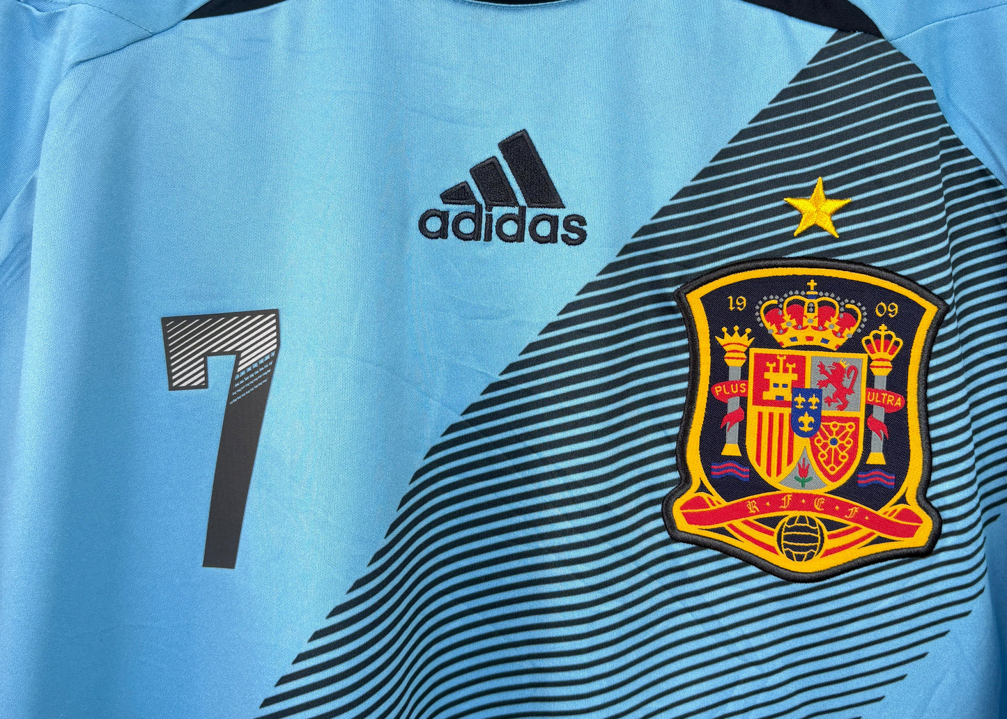 Spain 2012 Away Adidas Football Shirt L David Villa 7