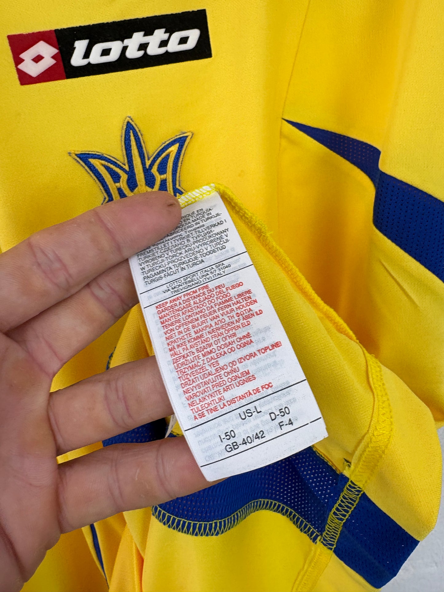 Ukraine 2006 Home Lotto Football Shirt  L Tymoschuk