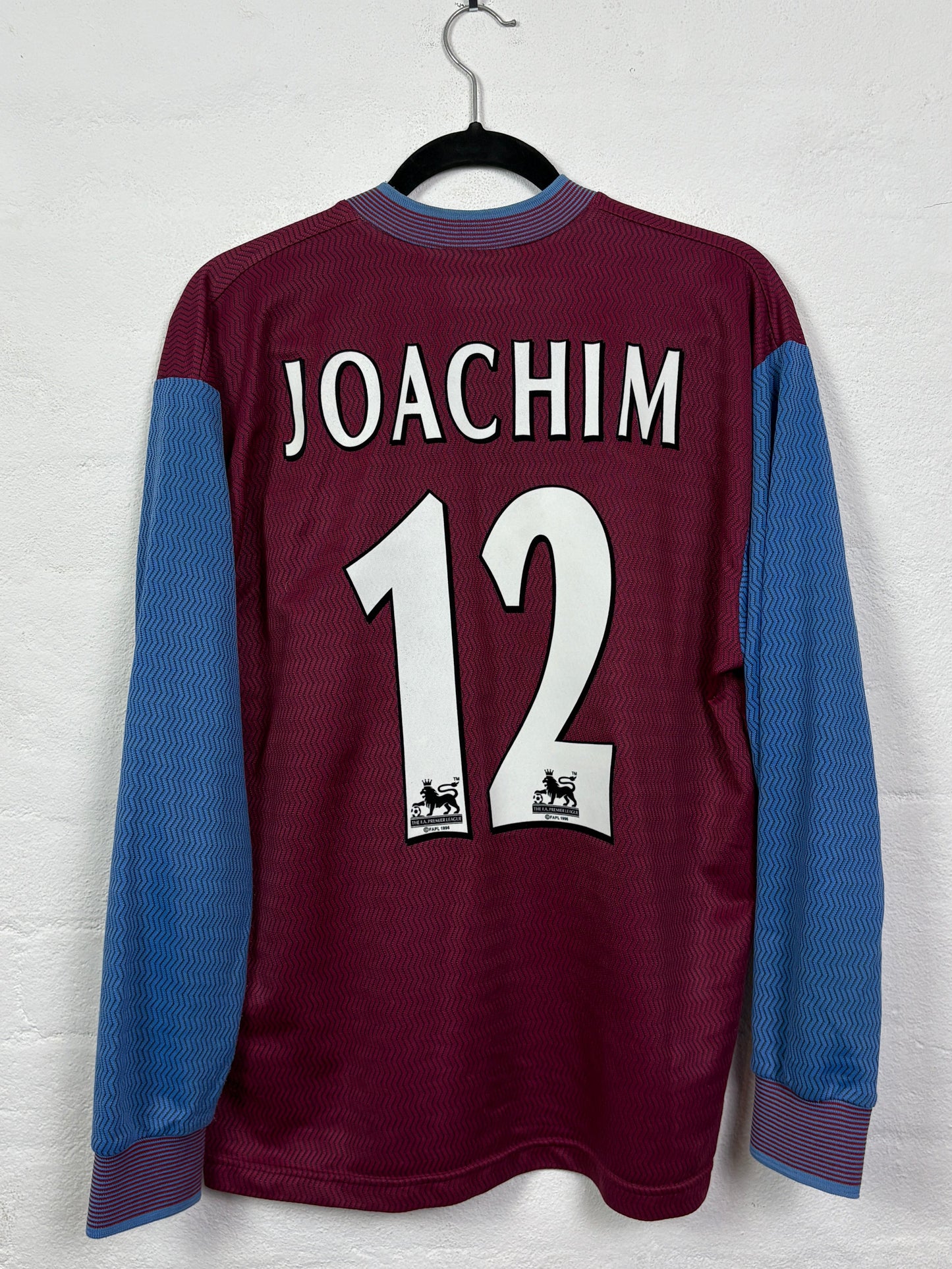 Aston Villa 1997/98 Home Reebok Football Shirt M (Long Sleeve) Joachim 12
