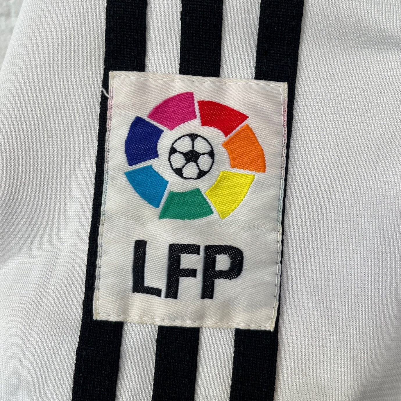 Real Madrid 2002/03 Home XL Carlos 3