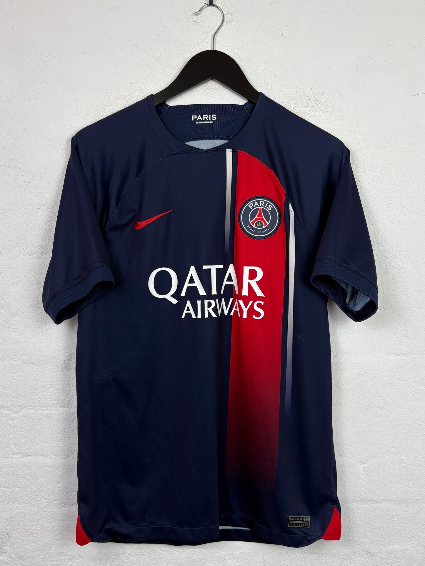 PSG	2024/25	Home Nike Football Shirt Medium