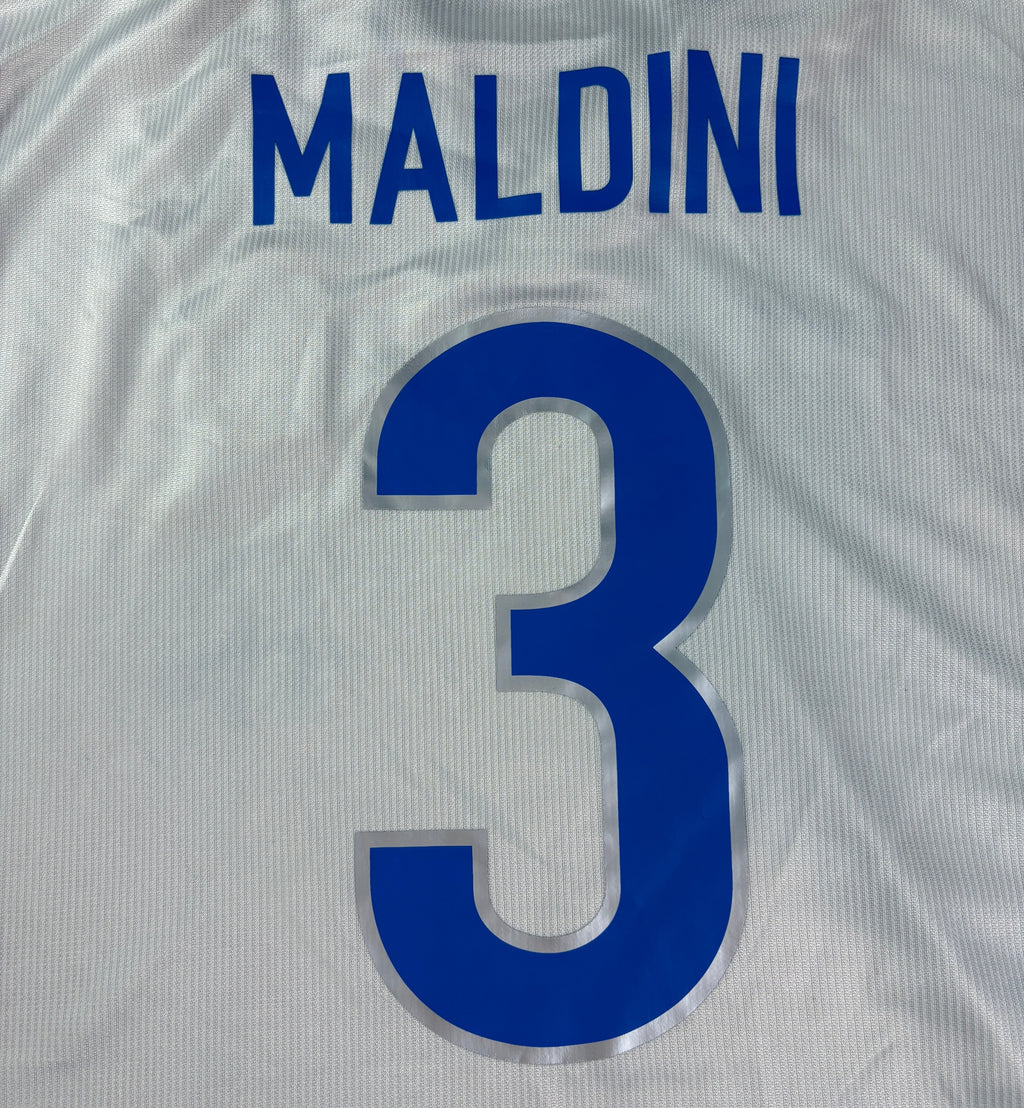 Italy	1998 Away Nike Football Shirt Large Maldini 3