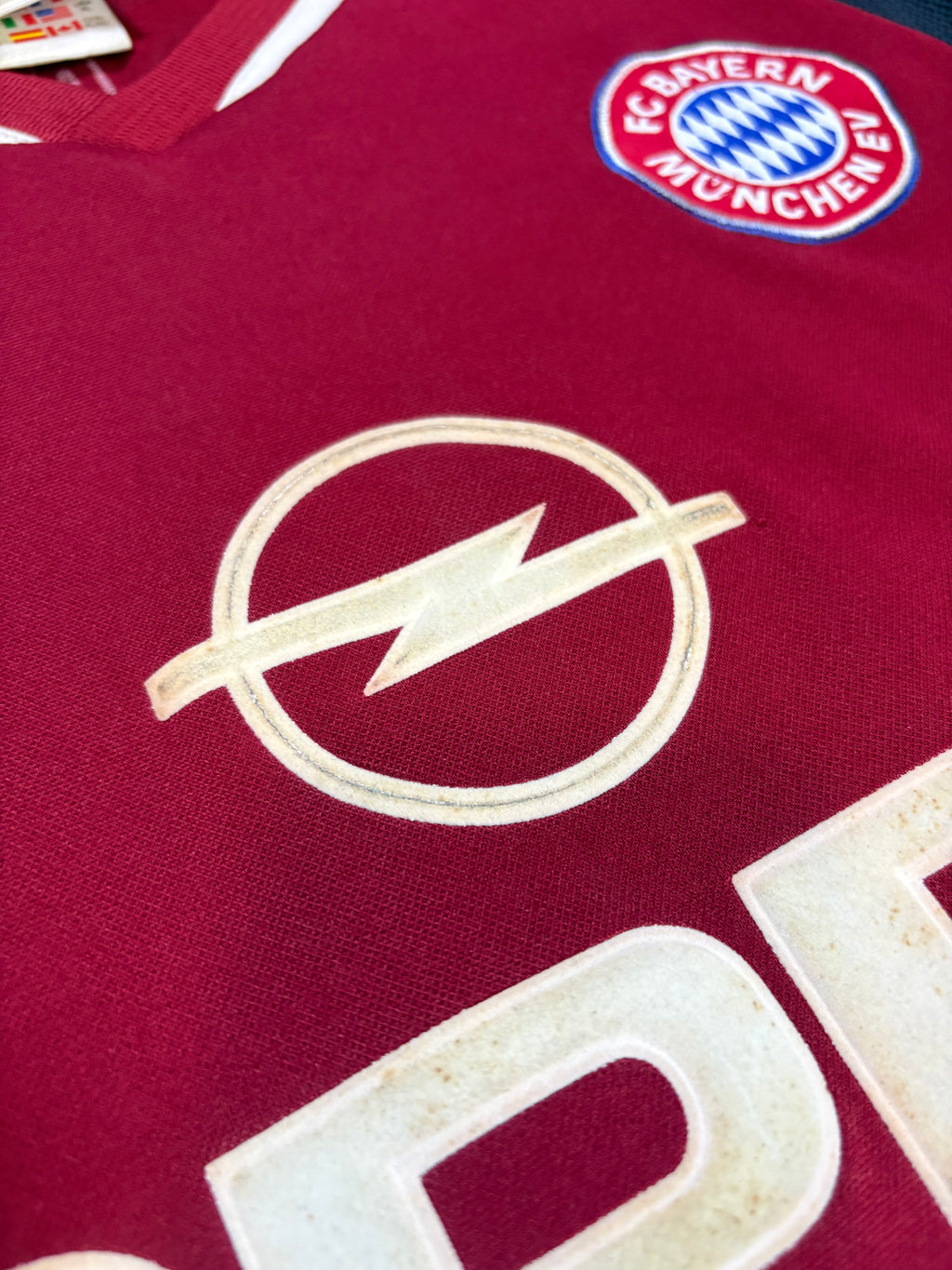 Bayern Munich 2001/02 Home Adidas Football Shirt Extra Large Hargraves 23