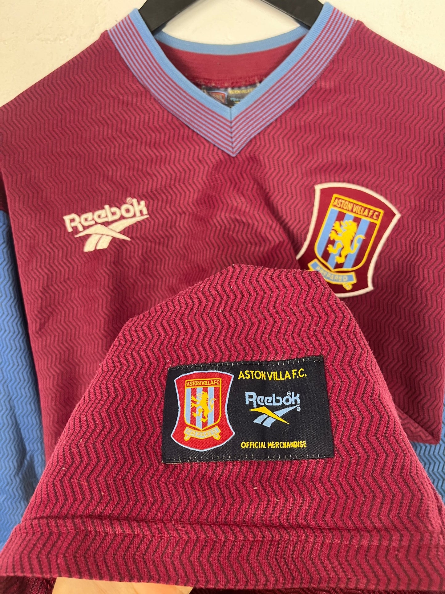 Aston Villa 1997/98 Home Medium (Long Sleeve)