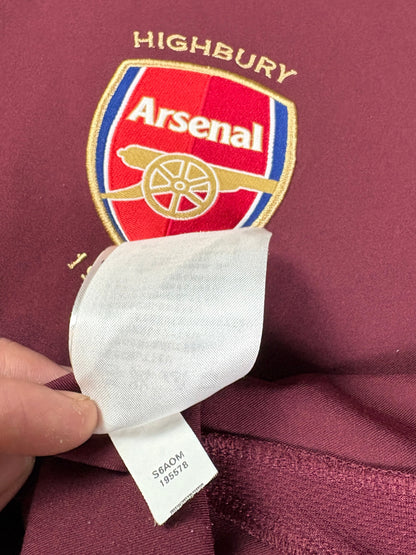Arsenal 2005/06 Home Nike Football Shirt Small Henry 14