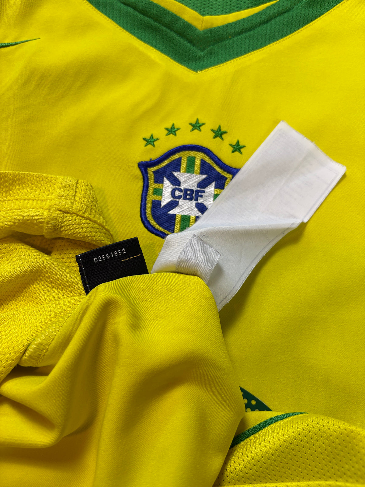 Brazil 2004 Home Nike Football Shirt Large Ronaldo 9
