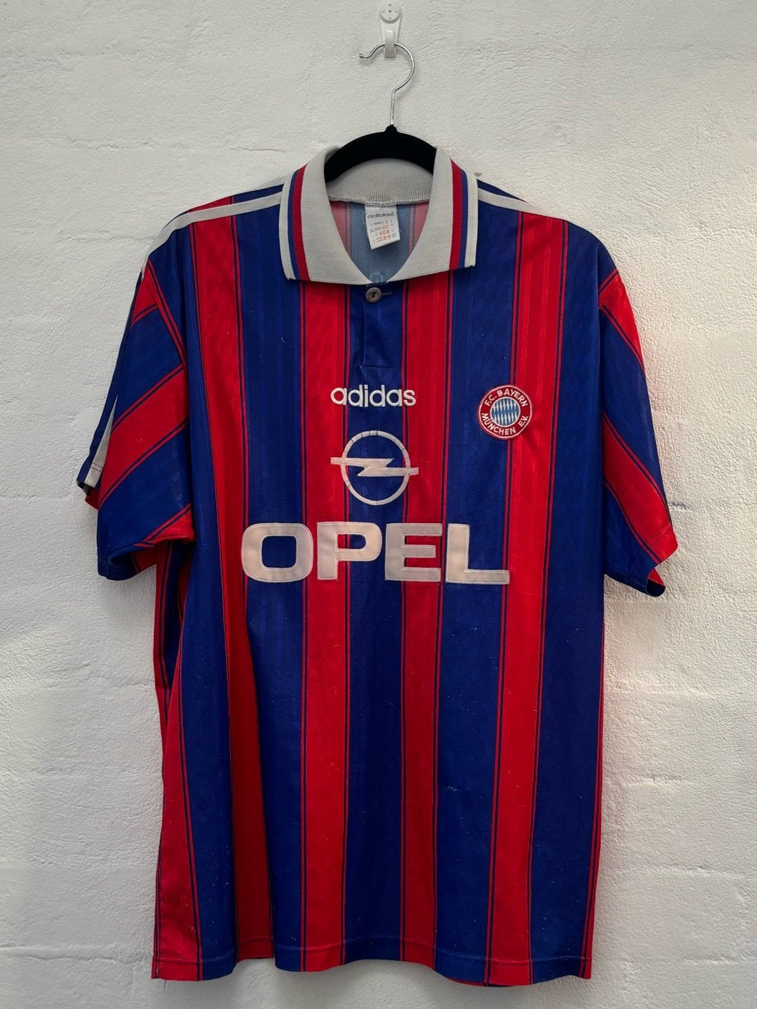 Bayern Munich 1996/97 Home Large