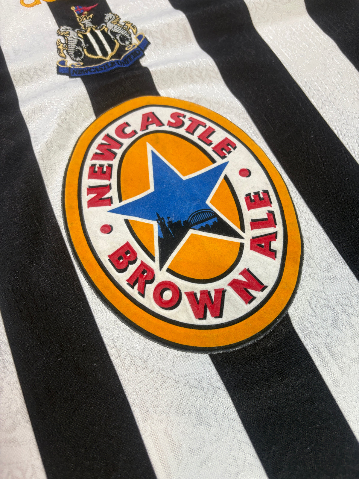 Newcastle 1997/98 Home Adidas Football Shirt Large