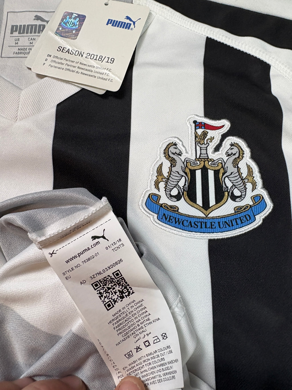 Newcastle United 2018/19 Home Puma Football Shirt Medium Longstaff 36