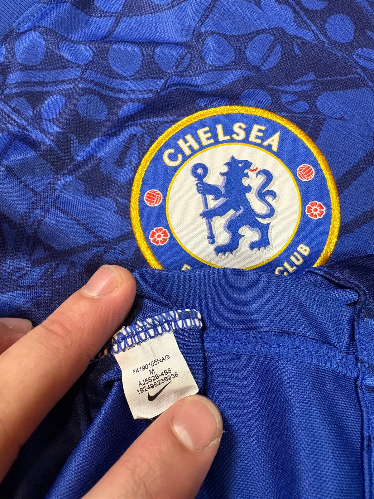 Chelsea 2019/20 Home Nike Football Shirt Medium