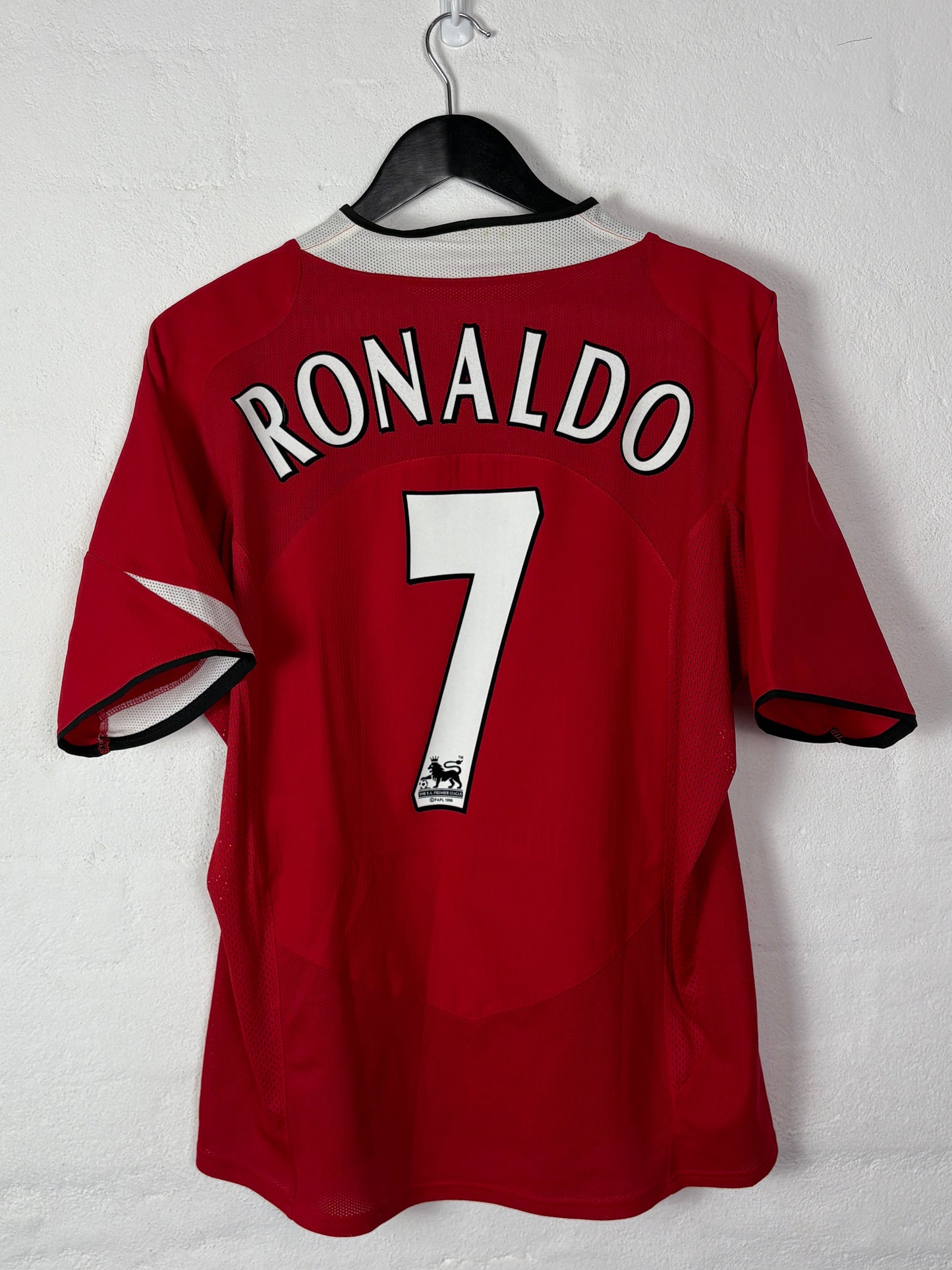 Manchester United 2004/06 Home L Ronaldo 7