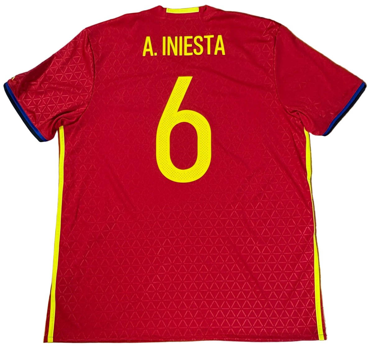Spain 2016 Home Adidas Football Shirt Extra Large Iniesta 6