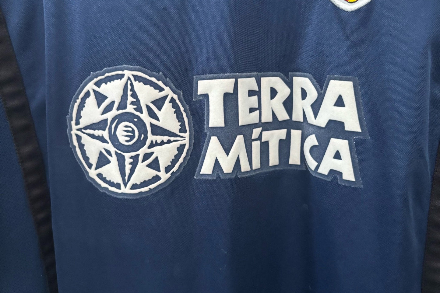 Valencia 2000/01 Away Large