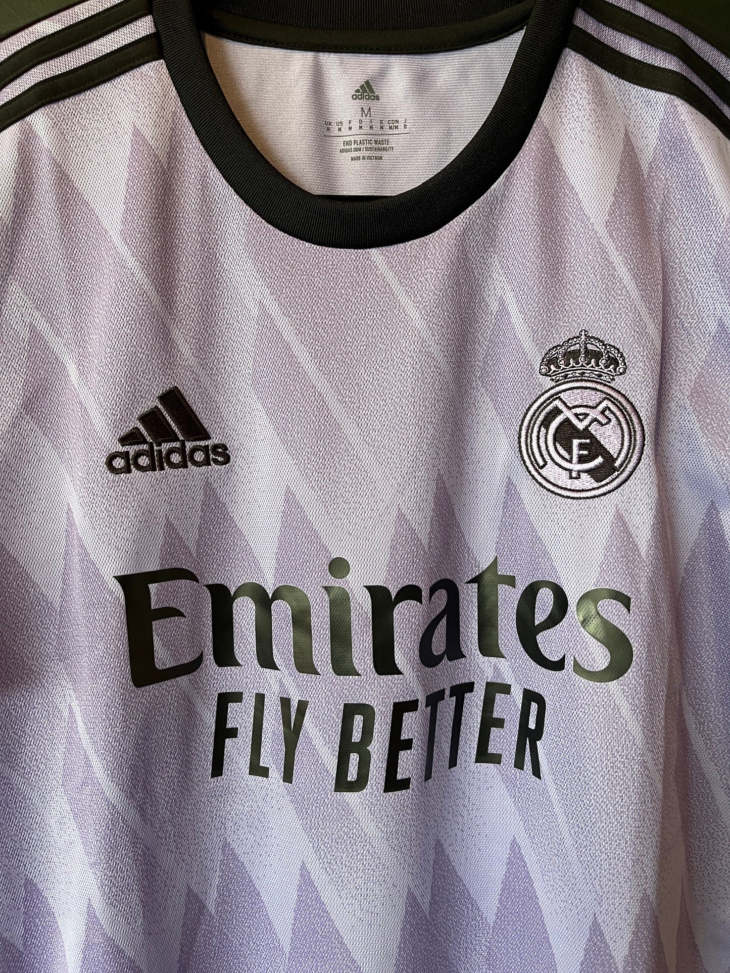 Real Madrid 2023/24 Away M Vini Jr. 20