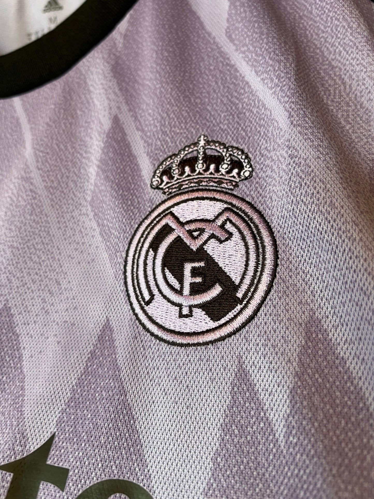 Real Madrid 2023/24 Away M Vini Jr. 20