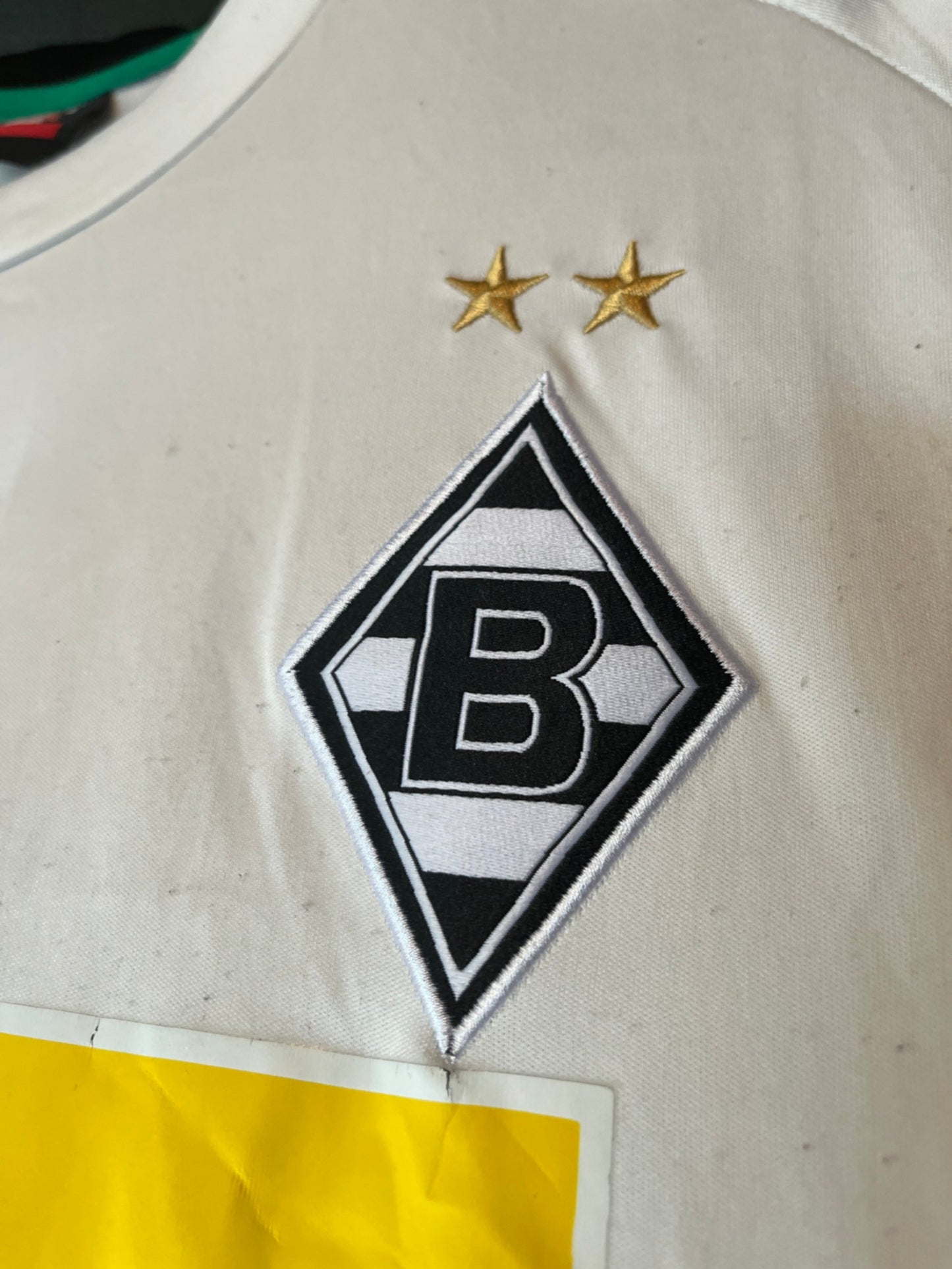 Borussia Monchengladbach 2017/18 Medium Hazard 10